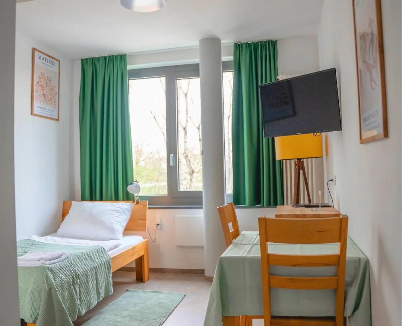 Bed & Breakfast Hotel Garni Fischerfleck In Ismaning Near Munich